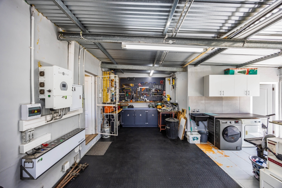 4 Bedroom Property for Sale in Beacon Bay Eastern Cape